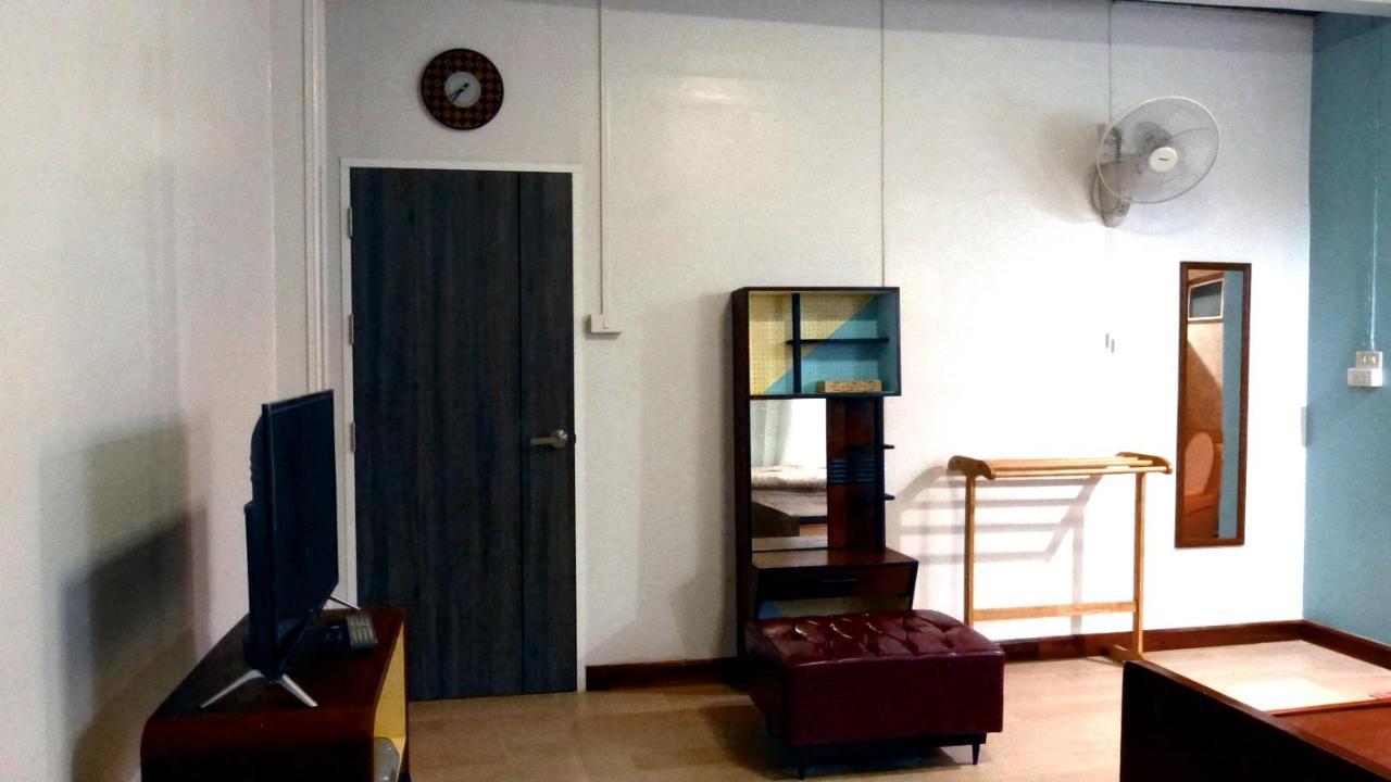 Banya Bnb ที่พักบ้านย่าบีแอนด์บี เมืองประจวบฯ Πράτσουατ Κίρι Χαν Εξωτερικό φωτογραφία